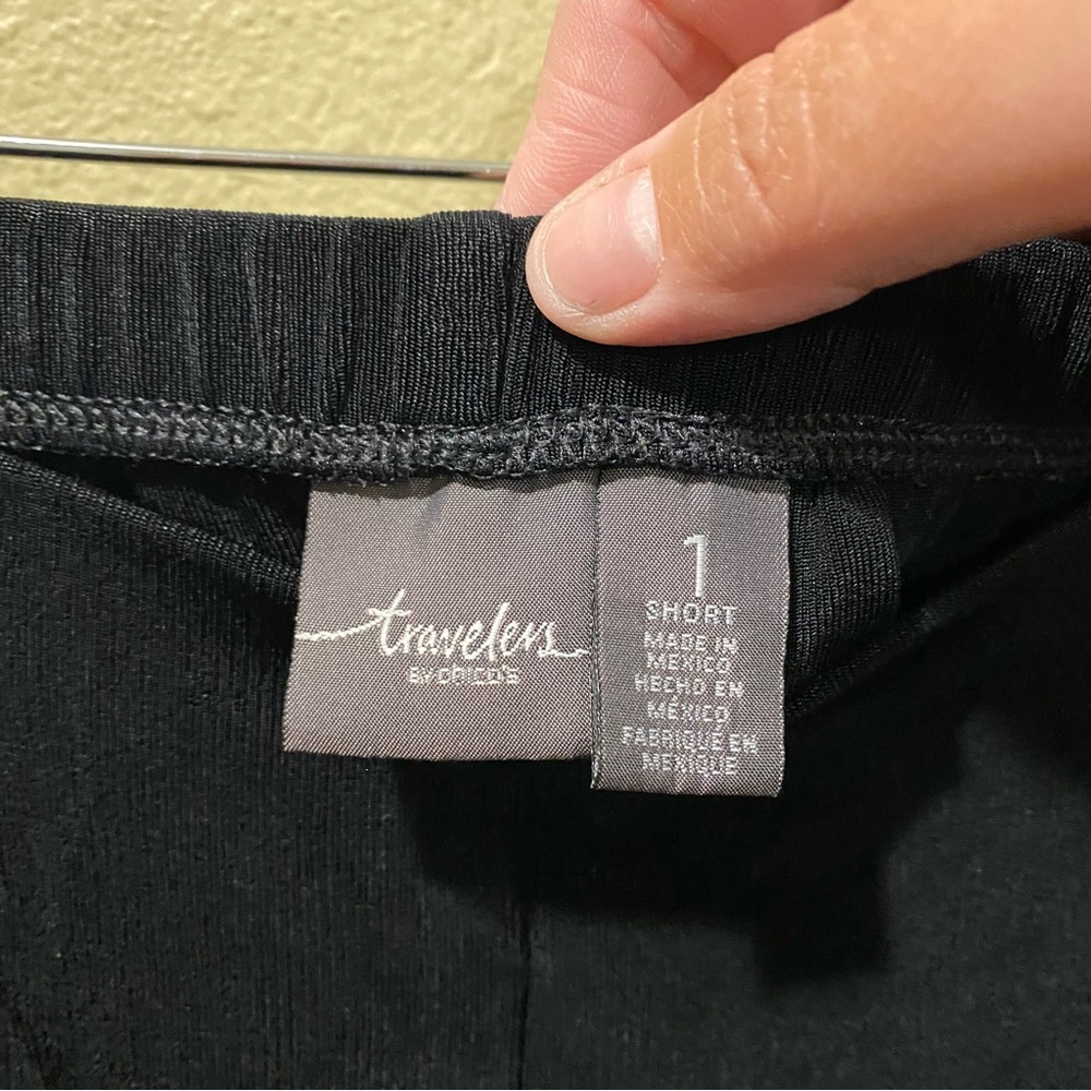 Women’s Size 1 Short M Travelers by Chico’s Black Elastic Waist Slinky Pants - Picture 6 of 9